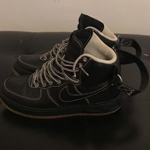 AF1